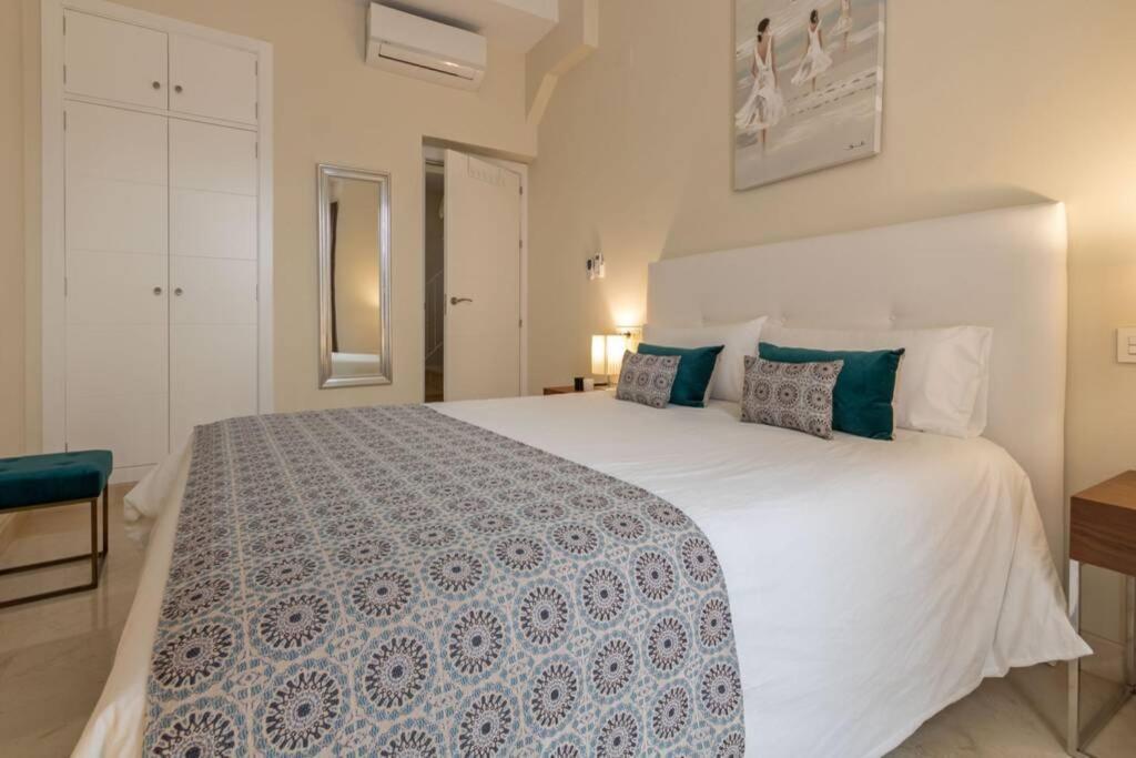 Lumbreras Deluxe Suite By Valcambre Sevilla Dış mekan fotoğraf